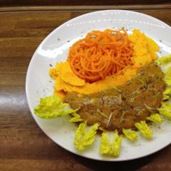 Carrot - noodles with butternut squash and persimmon cream
