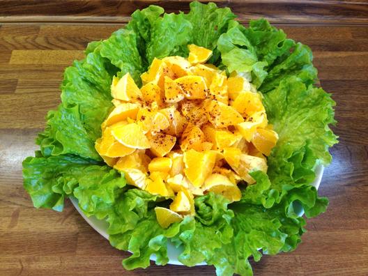 Oranges - salad with carob