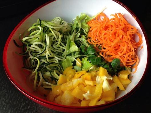 Colorful salad <3 - zucchini, carrot, yellow peppers, pluck-able greens