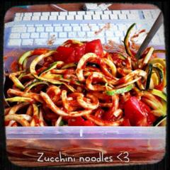 Early lunch zucchini noodles <3
