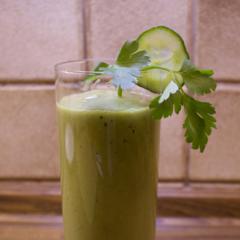 Banana - apple - parsley - smoothie