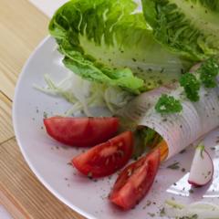 Banana - parsley - radish - rolls