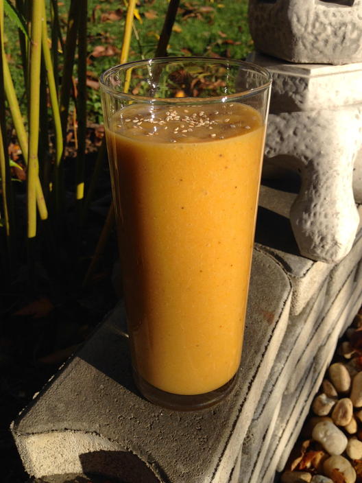 Persimmon banana sesame smoothie