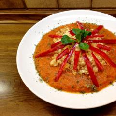 Celeriac "rice" with mango peppers sauce