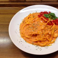Butternut squash noodles with orange peppers coconut sauce