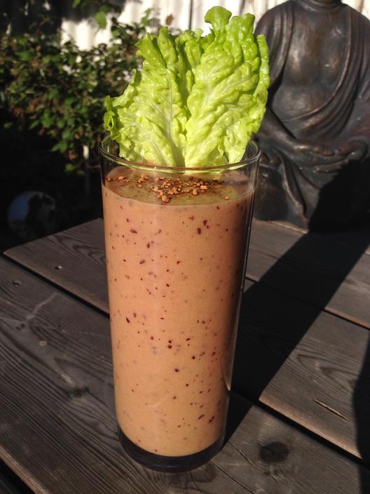 Carob - plum - banana - smoothie