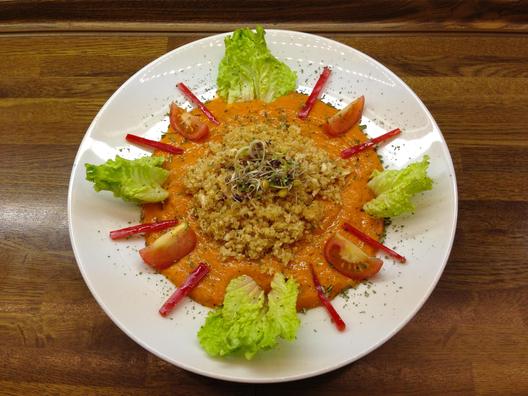 Celeriac - "rice" and sprouts with mango - sauce