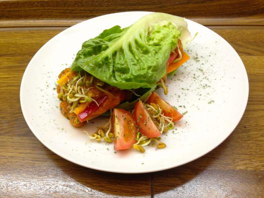 Baby - lettuce - sandwiches with veggie - filling