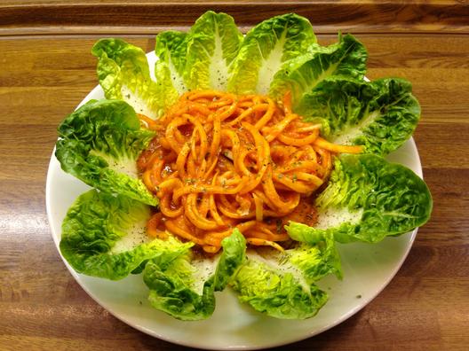 Radish - "Udon" - noodles with mango - peppers - date - sauce