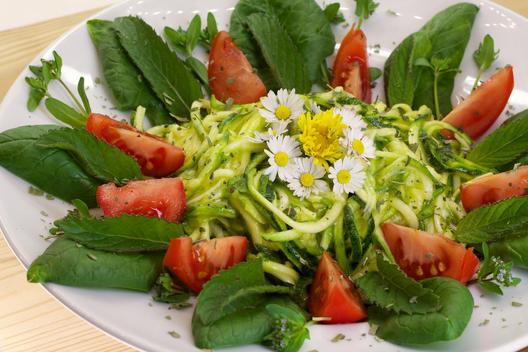 Pineapple mango spinach noodles