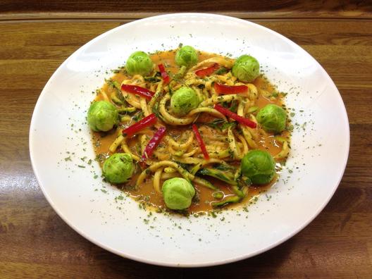 Zucchini - "Udon" - noodles with brussel sprouts and pineapple - sauce