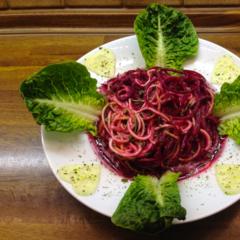 Pink zucchini - beet - noodles