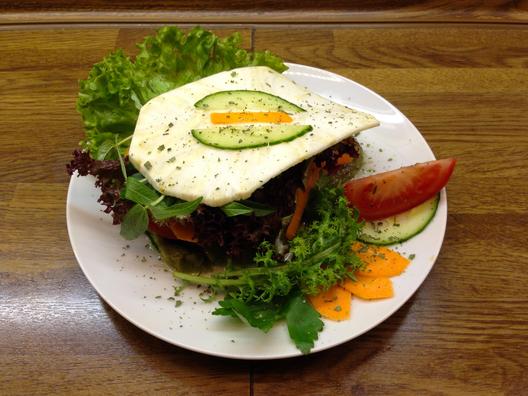 Cucumber - carrot - sandwiches with kiwi - parsley - sauce