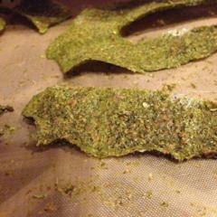 My flax-lettuce crackers, so good to die for :) My flax-lettuce crackers, so good to die for :)